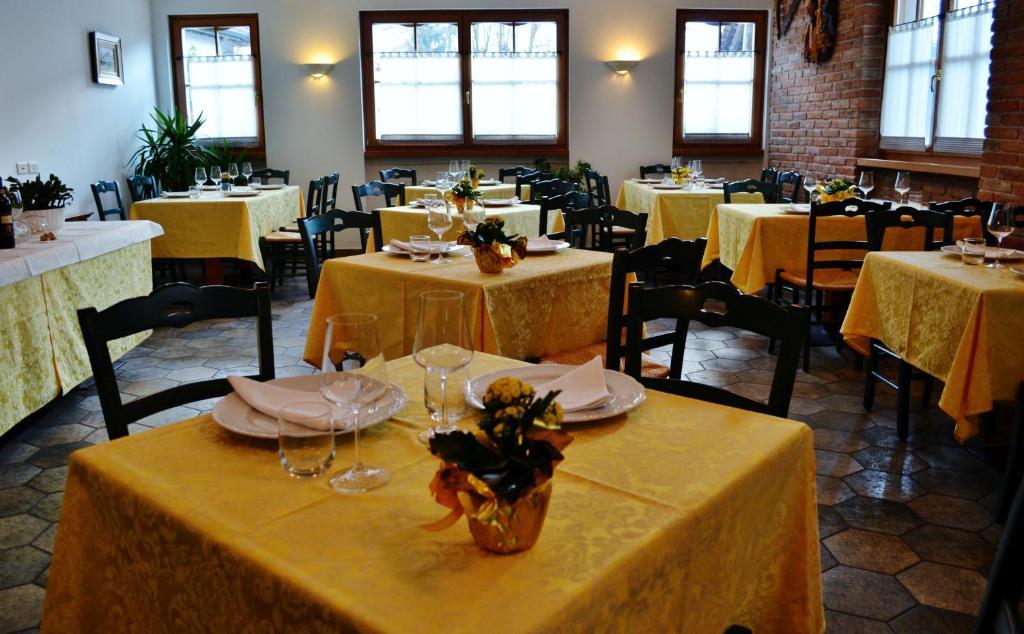 Hotel Locanda Le Tre Oche Molina di Ledro Exterior foto