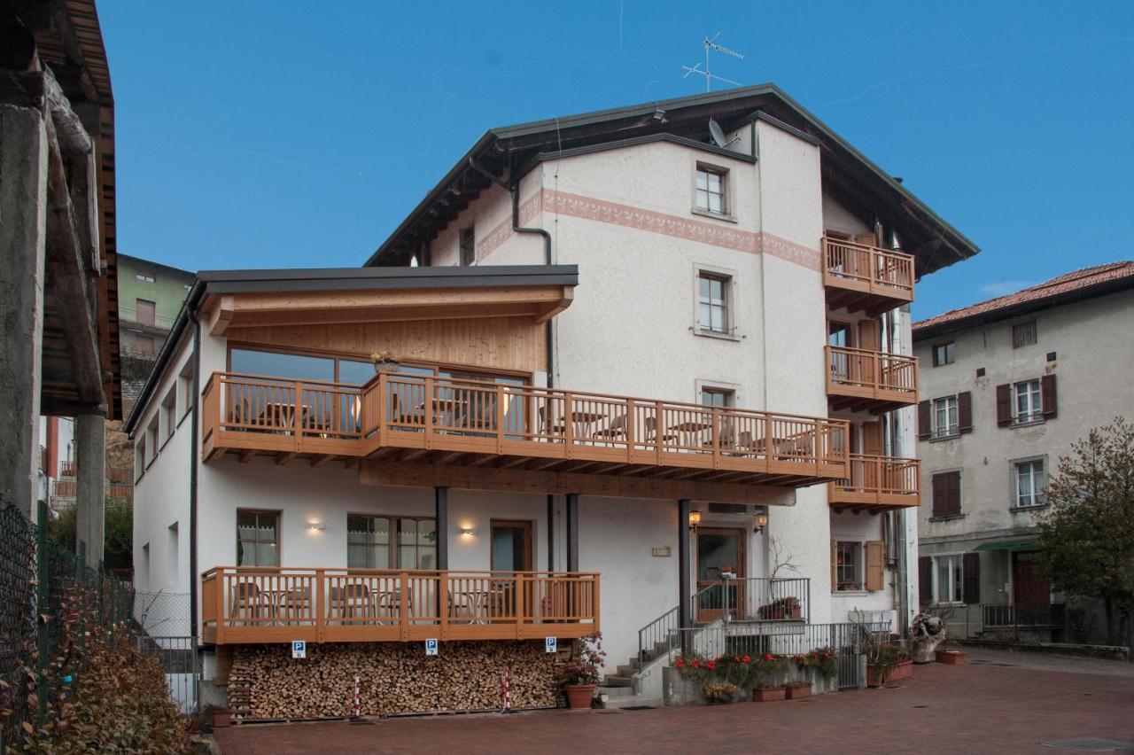 Hotel Locanda Le Tre Oche Molina di Ledro Exterior foto
